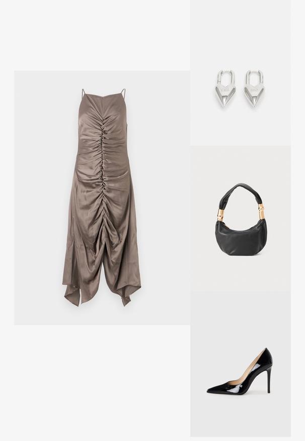 Rjava satenasta obleka s tankimi naramnicami, ki ima nabrano detajliranje na sprednji strani in asimetrični rob, gladko teksturo in prilegajoč kroj.; Črne patent usnjene visoke pete s koničastim dizajnom in elegantno silhueto. Imajo gladko, sijočo površino in ozko stiletto peto.; Črna usnjena torbica okrogle oblike, mehke teksture, z vozlanim ročajem in zlatimi kovinskimi dodatki. Zadrga za zapiranje.; Srebrni ključavnice v obliki srca z vgraviranima besedama "DA" in "NE", s poliranim zaključkom, simetričnim dizajnom in robustnim kovinskim nosilcem.