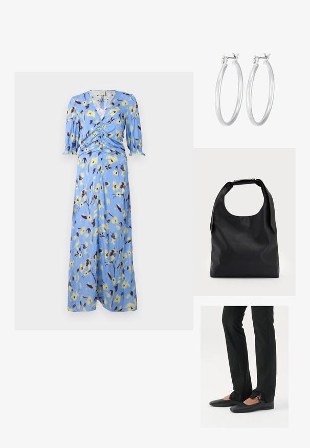 Mėlyna gėlių midi suknelė su įvyniojimo dizainu, susiraukšlėjimu juosmens srityje ir trimis ketvirtadaliais žandikaulio su elastinėmis rankovėmis.; Juodų odinių balerinų batų su smailiu priekiu, juostele su sidabro sagtimi, derinami su juodomis pritaikytomis kelnėmis, turinčiomis plyšinį hemą.; Juoda odinė hobo tipo rankinė su viena minkšta, apvalia rankena; pasižymi lygiu paviršiumi ir minimalizmu. Nėra matomų detalių ar akcentų.; Sidabriniai auskarai su sklandžiu, poliruotu paviršiumi. Apvalios formos ir saugus uždarymo mechanizmas. Lengvas dizainas, tinkantis kasdieniam dėvėjimui.