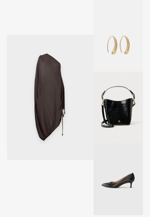 Asimetrinė ruda audinio užuolaida su suglamžyta puse ir raišteliu, lygia tekstūra ir minimalistiniu dizainu.; Juodos odinės aukštakulnės bateliai su smailiu nosiu, žemu kulnu ir lygiu paviršiumi. Priekyje yra nedidelis atvirumas, o gale minimalus apdaila.; Juodas krokodilo rašto odinis krepšys su lenkta forma, auksiniais aksesuarais, reguliuojama juosta ir logotipo detale priekyje.; Auksinės metalinės auskarų kabės su lenktą, pailgą forma. Turi lygų, blizgantį paviršių ir užapvalintą galiuką papildomam akcentui.