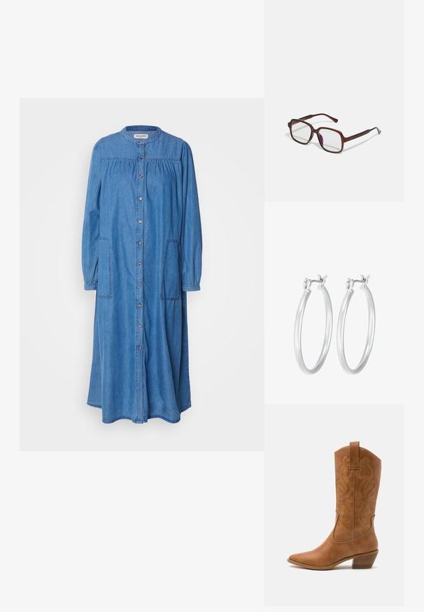Lollys Laundry DRESS - Jeansklänning - blue; Bruna lädercowboystövlar med spetsig tå, broderade virvelmönster på skaftet och en staplad blockklack. Har en dragflik för enkel påtagning.; Bruna, rektangulära glasögon med genomskinliga linser och lila toning. Slät plastbåge med raka skalmar och subtila detaljer.; Silverfärgade hoopörhängen med en slät, polerad yta. Rund form och säker klickstängning. Lättviktig design som passar för vardagligt bruk.