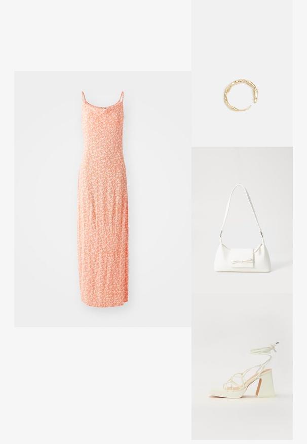 Maxiklänning i mjuk bomullsmix, med ljusorange färg och vitt blommönster, tunna axelband och en figurnära silhuett.; Vit högklackad sandal med en kraftig klack, med ett remdesign och ankelband. Slät textur med en plattform framtill för ökad höjd.; Vit syntetisk handväska med triangulär form, platt framklaff och rosettdetalj, justerbar rem, slät textur och minimalistisk design.; Ring i guldutförande med en organisk, vriden design, slät yta och avsmalnande ändar, vilket ger ett modernt, skulpturalt utseende.