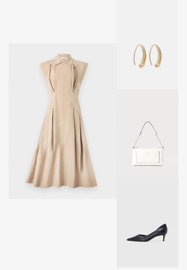 Bež obleka brez rokavov s kragnim ovratnikom, strukturiranim zgornjim delom, navpičnimi naborki in razširjenim krilom, ki sega pod kolena.; Črni usnjeni čevelj s koničastim prstom in nizkim tihim peto. Ima gladko teksturo in subtilen lesk. Spredaj odprt izrez za dodaten detajl.; Bela usnjena torbica z teksturirano površino, ki vključuje zlat pas in črne detajle. Ima sprednji žep in zadrgo.; Zlato-tonirani kovinski uhani v obliki obroča s krivuljo in podolgovato obliko. Imajo gladko, sijočo površino in zaobljen vrh za dodaten detajl.