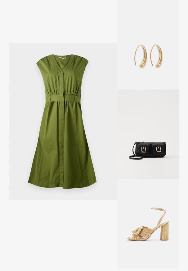 Grünes Baumwollkleid mit V-Ausschnitt, kurzen Ärmeln, elastischem Bund und weit schwingendem Rock. Glatte Textur, knielang und ohne Muster.; Goldene Sandalen mit Absatz und geknoteter Vorderseite,„plissierter“ Textur und Knöchelriemen. Der Blockabsatz hat ein gerippte Design, das den Halt verbessert.; Schwarze Leder-Umhängetasche mit zwei vorderen Taschen, goldenen Schnallen, Reißverschluss und einem schmalen Tragegurt. Texturierte Oberfläche und kompakte rechteckige Form.; Goldfarbene Metall-Hoops mit einer geschwungenen, länglichen Form. Sie verfügen über eine glatte, glänzende Oberfläche und eine abgerundete Spitze für zusätzliche Details.