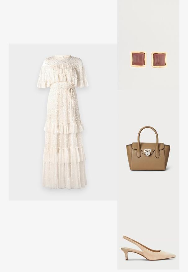 Cremfarbenes Maxikleid aus transparentem Stoff, mit gestuften Rüschen, floralen Verzierungen und einer zum Binden tailliert, hoher Halslinie und kurzen Ärmeln.; Lauren Ralph Lauren LOLAH II SUEDE SLINGBACK PUMP - Pumps - sand dune; Lauren Ralph Lauren PEBBLED LEATHER SMALL TANNER SATCHEL - Handtasche - camel; Quadratische Ohrstecker mit einem tiefen burgunderfarbenen Zentrum und einem goldfarbenen, strukturierten Rahmen. Glatte Oberfläche mit abgerundeten Kanten.