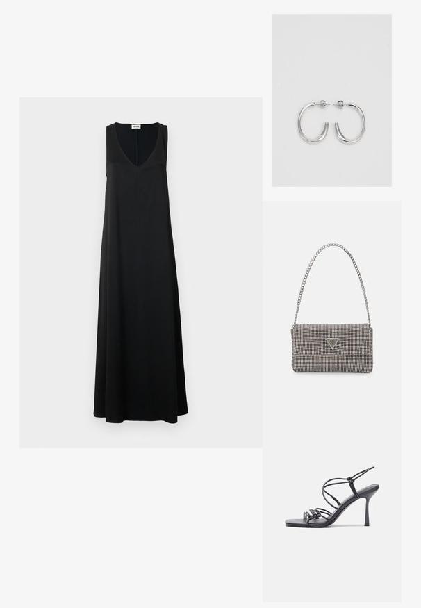 Czarna, bezrękawnikowa sukienka maxi z głębokim dekoltem w kształcie V. Wykonana z gładkiego materiału, ma luźny krój i długość do podłogi. Brak widocznych wzorów lub akcentów.; Czarne sandały na wysokim obcasie mają cienkie paski z węzłowym wzorem, gładki, kwadratowy czubek i smukły obcas w stylu szpilki.; Jasnoszara metaliczna torebka na łańcuszku, ozdobiona małymi okrągłymi metalowymi ćwiekami oraz trójkątnym logo marki.; Srebrne kolczyki na biglu o gładkim, błyszczącym wykończeniu. O zaokrąglonym kształcie, lekkim designie, z zamknięciem na zatrzask.