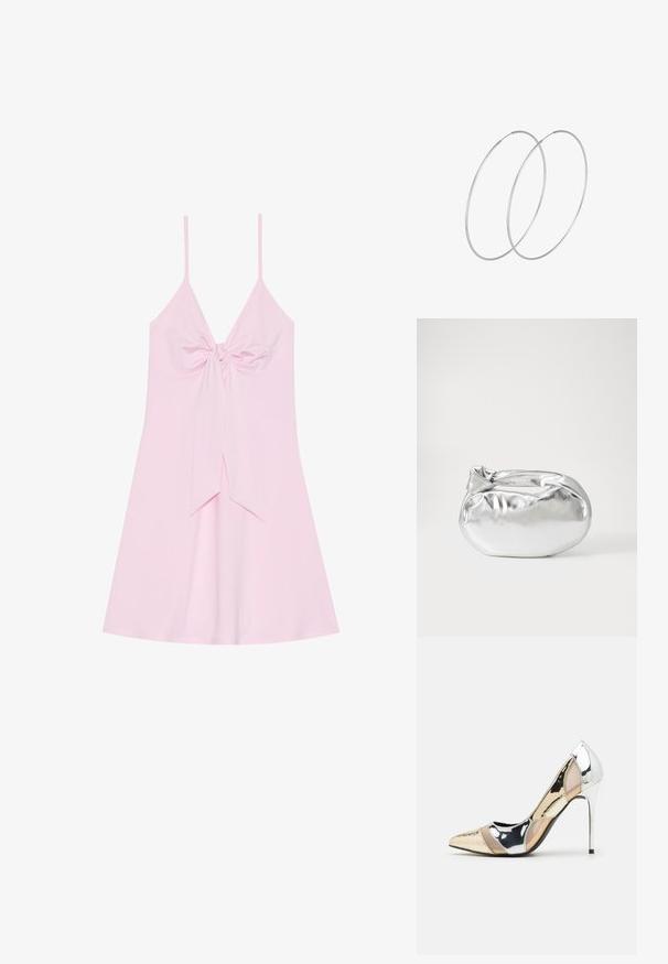 Ružové bezrukávové šaty s uzlom vpredu a rozšírenou sukňou. Vyrobené z mäkkej látky s hladkým povrchom. S tenkými nastaviteľnými ramienkami.; Lodičky s špičatou špičkou v striebornom, zlatom a telovom farebnom prevedení. Lesklý povrch s výrezovým dizajnom, s ihlovým opätkom.; Strieborná metalická taška s mäkkým, zaobleným tvarom a uzáverom s uzlíkom. Vyrobená z hladkej syntetickej kože.; Strieborné kruhové náušnice s minimalistickým dizajnom. Cirkulárny tvar, hladký povrch a tenký profil. Ľahké s lesklým povrchom.