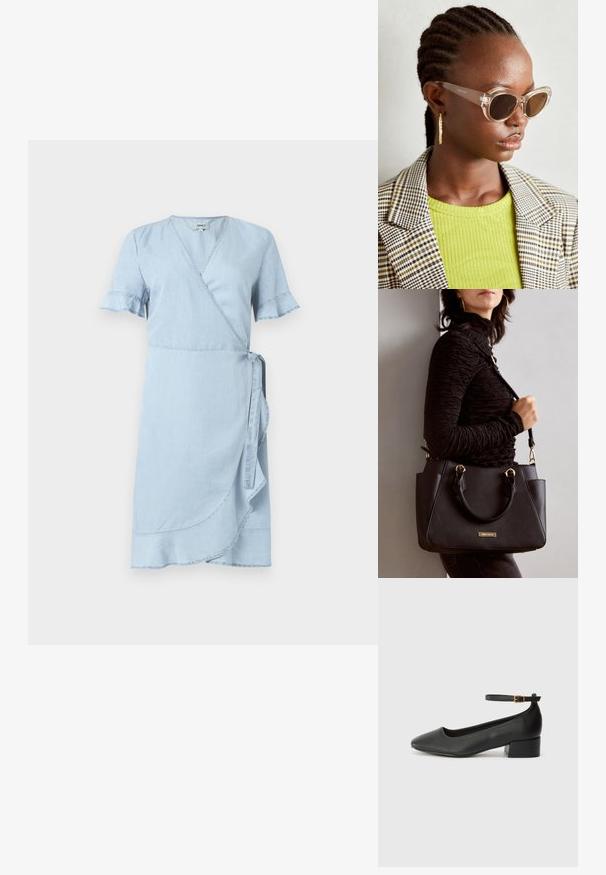 Lyseblå denim omslagskjole med korte utflarede ermer, knytelukking i livet, og en buet kant med sømdetaljer.; Sorte skinnpumper med spiss tå og lav blokkhelt. Har ankelrem med gullfarget spenne. Glatt tekstur.; Klare katteøye-solbriller med brune linser og gjennomsiktige rammer. Modell iført en grønn ribbestrikket topp og rutete blazer. Gull hoop øredobber.; Svart håndveske med teksturert overflate, doble topphåndtak og justerbar skulderrem. Har detaljer i gulltone og sidelommer.