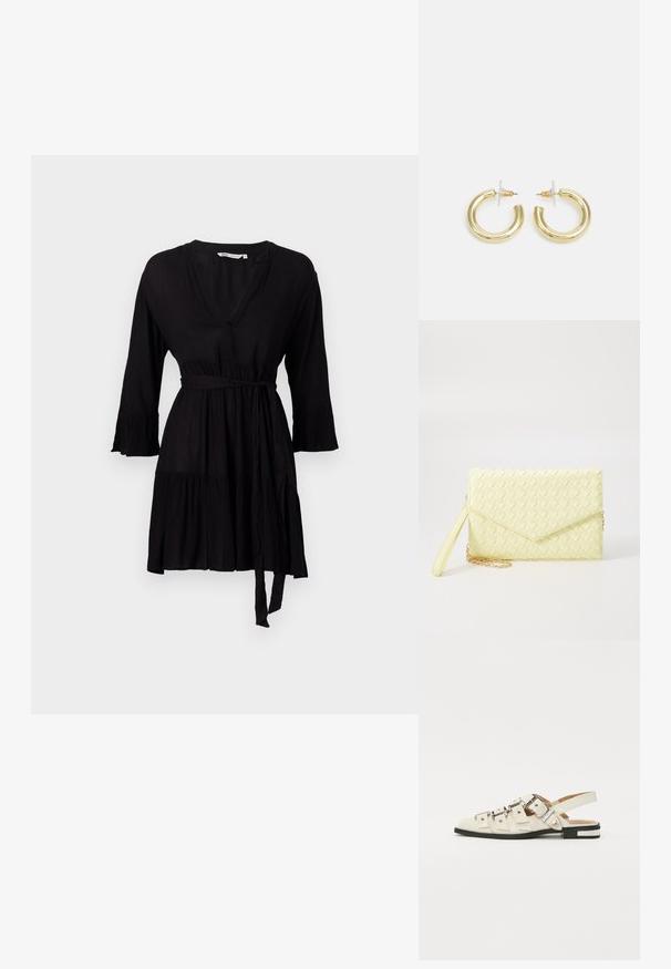 Crna haljina od lagane tkanine, s V-izrezom, dugim zvonastim rukavima, strukiranim strukom s mašnom i slojevima na rubu.; Sandalice sa zatvaračem u bijeloj koži s višestrukim širokim trakama i srebrnim kopčama; ravni potplat s malim crnim potpeticama i metalnim akcentima.; Žuta pletena novčanica s preklopnim dizajnom, odvojivim remenom za zapešće i zlatnim lancem kao ukrasom. Glatka tekstura i pravokutni oblik.; Zlatne kružne naušnice s glatkom, sjajnom završnom obradom. Kružni dizajn s malom potporom i prozirnom podlogom za sigurno nošenje.