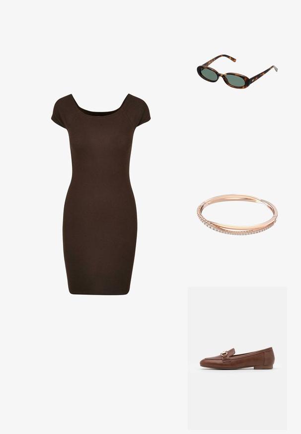 Brun ribbad bodycon-klänning med korta ärmar och rund halsringning, designad för en åtsittande silhuett. Slät textur genom hela plagget.; Bruna läderskor med platt sula, en sydd design och detaljer i guldton på remmen över vampen.; Sköldpaddsmönstrade solglasögon med ovala bågar och gröna linser. Har tunna skalmar med en metallisk detalj vid gångjärnen.; Roséguldfärgad armbandskedja som har två sammanlänkade band, där ett är prytt med en rad diamanter, elegant yta och släta kanter.