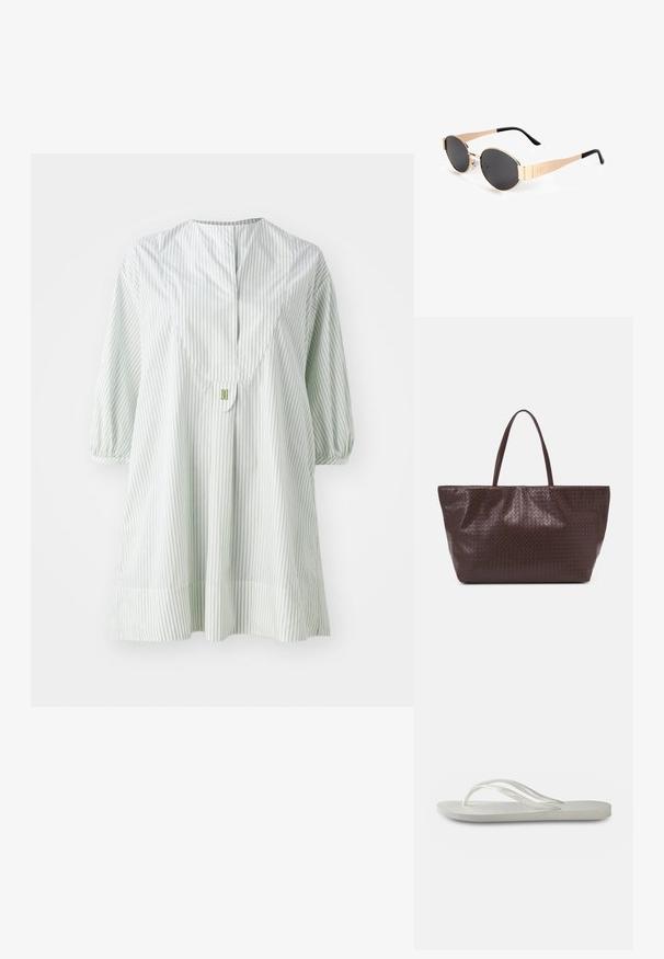 Šviesiai žaliai dryžuota tunika su apvaliu iškirpimu, trumpomis pūkuotomis rankovėmis ir sagos detale nugaroje. Pagaminta iš minkštos, lengvos medžiagos.; Balti šlepetės su tekstūruota padu, turinčios plonas juosteles ir plokščią konstrukciją. Pagamintos iš gumos, su subtiliu logotipu ant pado.; Auksinės ovalios saulės akinių rėmeliai su tamsiais objektyvais, pasižymintys elegantišku dizainu, plonais rankenėlėmis ir juodais akcentais ant šventyklių. Modelio numeris L37.; Rudos pintos odinės rankinės su dviem rankenomis, struktūrine forma ir tekstūruotu paviršiumi, kuriame yra deimantiniai raštai.; Aukso įvorinės auskarai pasižymi lygiu, apvaliu dizainu su poliruotu paviršiumi. Jie turi hinged užsegimą, kad būtų lengva dėvėti.