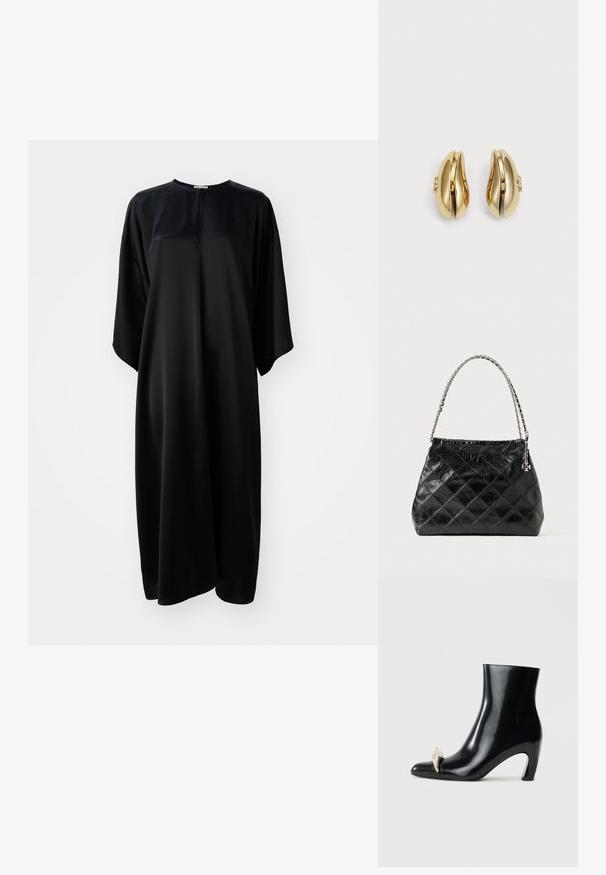 Juodas, trumpomis rankovėmis suknelė iš lygaus, blizgaus audinio, su apvaliu kaklu ir laisvu siluetu, sklandžiai nusileidžianti iki kelių, be užsegimų.; Juodi aulinukai, pagaminti iš blizgios odos, su smailia nosimi ir dekoratyviu aukso bei sidabro akcentu priekyje. Bloko kulnas.; Juoda pūsta odinė rankinė su sidabrine grandinėlės rankena, pasižyminti struktūruotu dizainu ir lygiu paviršiumi.; Aukso spalvos auskarai su srauniu, kreiviu dizainu. Kiekvienas auskoras turi lygų paviršių ir mažą užsegimą su dekoratyviu akcentu.