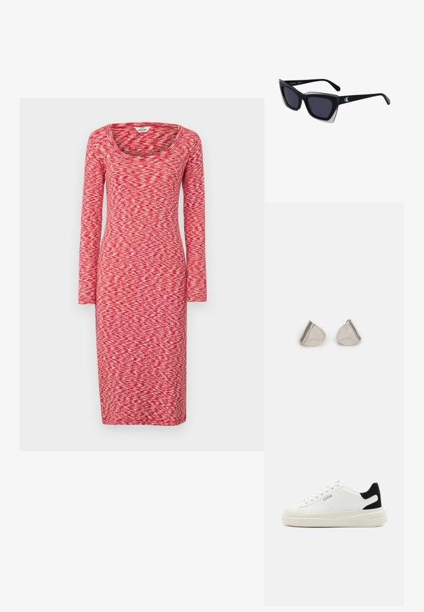 Rdeča obleka z dolgimi rokavi in kroženim izrezom, ki ima teksturiran vzorec mešanja svetlih in temnih odtenkov rdeče barve na enotni podlagi.; Bele usnjene športne copate z debelim belim podplatom, črnimi semišnimi detajli na peti in utisnjenim logotipom na strani. Zavezovanje s šestimi luknjicami.; Črne prevelike sončne očala geometrijske oblike, z temnimi lečami in kontrastno sivo podrobnostjo na okvirju. Logo na ročaju.; Srebrne uhane z gladko, kapljično obliko in poliranim finishem. Nežna graviranja dodajajo detajle. Minimalističen dizajn.