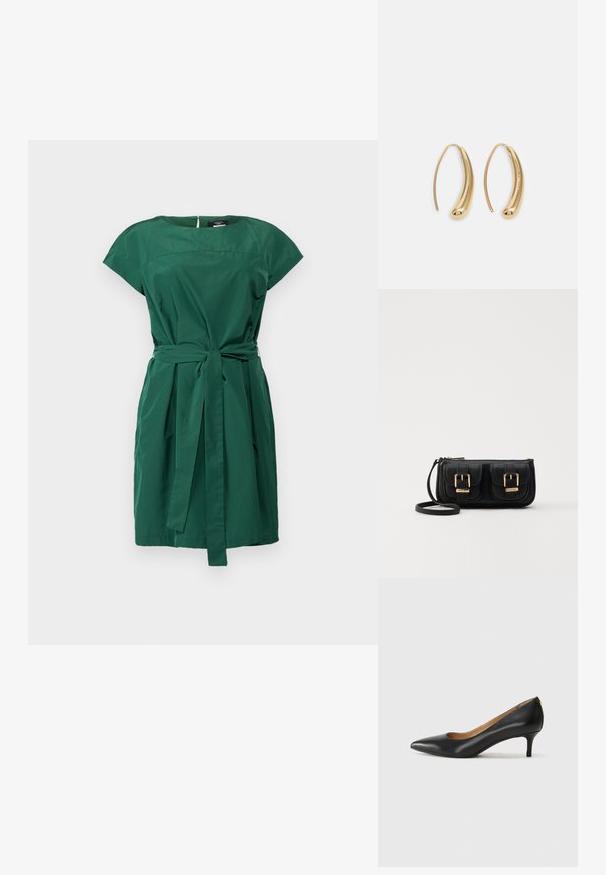 WEEKEND MaxMara TRIPOLI - Vestido informal - verde; Zapato de tacón negro de cuero con punta afilada, tacón bajo y textura suave. Presenta una ligera apertura en la parte frontal y un hardware minimalista en la parte trasera.; Bolso cruzado de cuero negro con dos bolsillos frontales, hebillas doradas, cierre de cremallera y una correa delgada. Superficie texturizada y forma rectangular compacta.; Pendientes de aro de metal en tono dorado con una forma curva y alargada. Presentan una superficie lisa y brillante y una punta redondeada para mayor detalle.