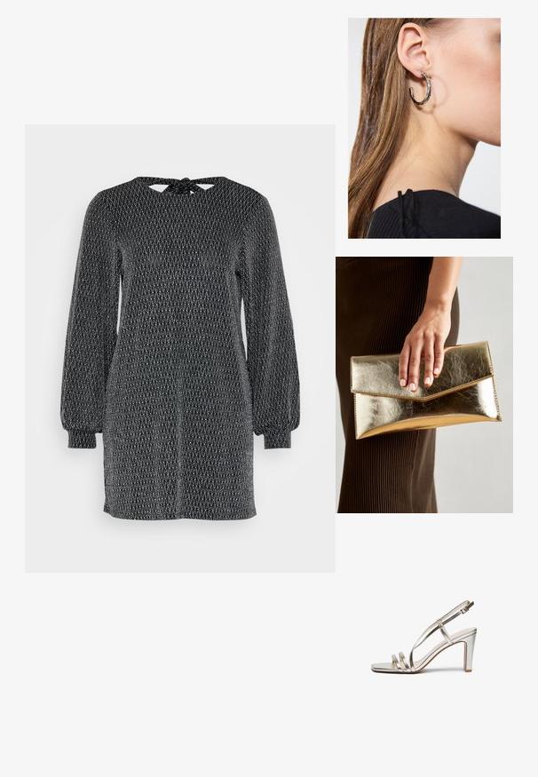 Melna kleita ar garām pūkainām piedurknēm, kas lepojas ar teksturētu ģeometrisku rakstu un atslēgas caurumu aizmugurē ar saišu detaļu. Vidēja garuma dizains.; Metāliski sudraba augstpapēžu sandaļi ar atvērtu purngalu, kas aprīkoti ar trim plāniem siksniņām pāri pēdai un potītes siksniņu ar sprādzi.; Zelta metalizēta sajūga soma ar gludu tekstūru, kuru rotā trīsstūrveida vāks. Rokai, kas to tur, ir kārtīgi apgriezti nagi.; Sudraba auskars ar pulētu apdari, ar maziem zelta akcentiem un apaļu formu, uz ausu ļipiņas.