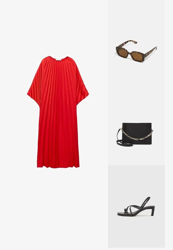 Rode geplooide jurk met een ronde hals en brede mouwen. Gemaakt van een lichtgewicht stof, met verticale strepen voor textuur.; Zwarte sandaal met bandjes, vierkante teen en een lage blokhak. Voorzien van meerdere dunne bandjes en een verstelbare enkelband. Gemaakt van zacht leer.; Tortoiseshell zonnebril met een ronde, stevige montuur en bruine lenzen. Heeft subtiele patronen en rechte, taps toelopende veren.; Zwarte leren schoudertas met een gladde textuur, rechthoekige vorm en een metallic kettingdetail aan de voorkant. Verstelbare schouderband inbegrepen.