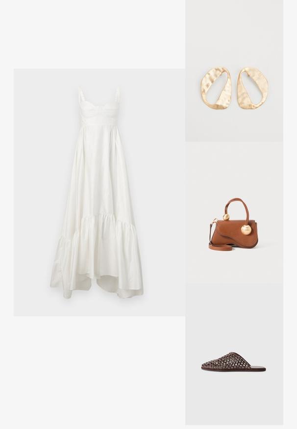 Robe maxi en coton blanc avec un corsage ajusté, des fines bretelles et un ourlet à volants en plusieurs niveaux. Texture lisse et éclat subtil sur l'ensemble.; Sandale glissière tissée marron avec une pointe arrondie, un design ouvert, une semelle plate et une surface texturée. Matériau léger et silhouette minimaliste.; Sac à main en cuir marron avec un design ondulé, doté de deux accents dorés ronds et d'une bandoulière amovible pour un transport polyvalent.; Une paire de boucles d'oreilles en métal doré, de forme ovales irrégulières, avec une surface texturée et légèrement martelée sur fond blanc.