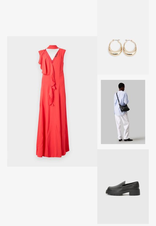 Raudona, be rankovių maksi suknelė su giliu V formos iškirpimu ir volangų detalėmis. Pagaminta iš lengvos medžiagos su lygia tekstūra.; Juodi odiniai loaferiai su apvaliu pirštu, storu tekstūruotu padu ir minimaliu siūlių dekoru. Išskirtinis dizainas be matomų raištelių ar furnitūros.; Juodas odinis petinis krepšys su minkšta tekstūra, trikampiu pavidalu ir reguliuojama juosta, derinamas su šviesiai mėlynu dryžuotu marškinėliu ir baltais džinsais.; Auksinės tonacijos auskarai su mėnulio forma, lygus paviršius ir sklendės uždarymas. Lygus tekstūra ir atspindintis finis padidina matomumą.