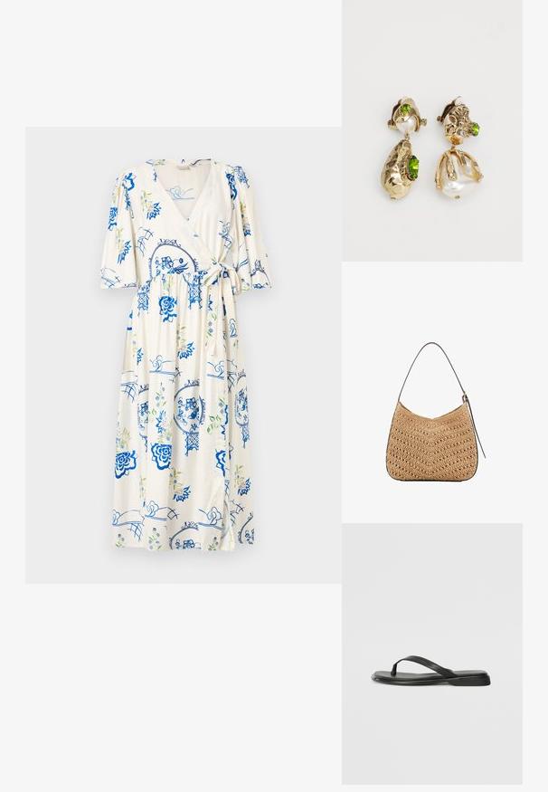 Ručně šitá šaty ve světle krémové barvě, s modrými květinovými vzory a zelenými akcenty. Krátké nabírané rukávy, detail zavázání v pase a délka po kolena.; Černé žabky vyrobené z hladké kůže, s tenkým designem popruhu a plochou podrážkou s minimálním profilem. Žádné výrazné vzory ani akcenty.; Tkaná slaměná taška na rameno s zakřiveným tvarem, která má tmavý kožený popruh a texturovaný povrch s chevronovým vzorem.; Zlaté náušnice mají nepravidelné texturované tvary, zdobené zelenými drahokamy a bílými perlami, upevněné klipsovými uzávěry.