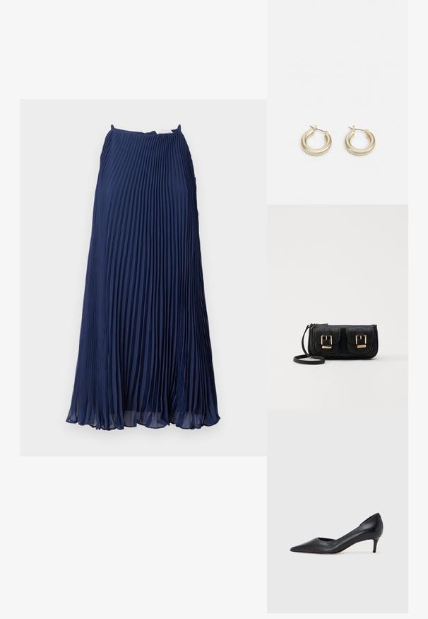 Tengerészeti pliszírozott szoknya könnyű anyagból, függőleges redőkkel, áramló sziluettel és diszkrét cipzáras záródással a hátsó részén.; Fekete bőr magassarkú cipő hegyes orral és alacsony sarokkal. Sima felülettel és enyhe fényű kialakítással rendelkezik. Az elején nyitott részlet a fokozott díszítésért.; Fekete bőr keresztbody táska két elülső zsebbel, arany csattokkal, cipzáras záródással és vékony pánttal. Textúrált felület és kompakt téglalap alak.; Lauren Ralph Lauren BASIC SMALL HOOP - Fülbevalók - gold-coloured