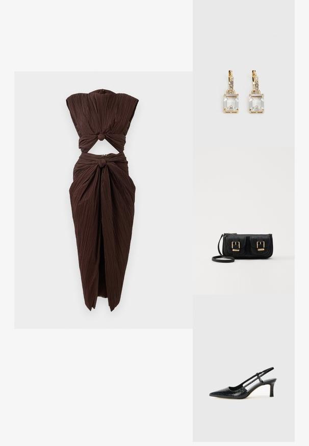 Rjava naberana obleka z izrezom na pasu, vozlanjem na ramenskih in spodnjem pasu, strukturirana silhueta.; Črne lakaste slingback pete s koničastim nosom, ki imajo teksturiran vzorec kačje kože, nastavljiv trak in kratek teksturiran blok peto.; Črna usnjena torbica čez ramo z dvema sprednjima žepoma, zlatimi zaponkami, zadrgo in ozkim pasom. Tekstura površine je strukturirana, obliko pa ima kompaktno pravokotno.; Zlato obarvani uhani, ki vsebujejo pravokoten, prozoren kristal, obešen pod vrsto majhnih, okroglih prozornih dodatkov. Elegantna, moderna zasnova.
