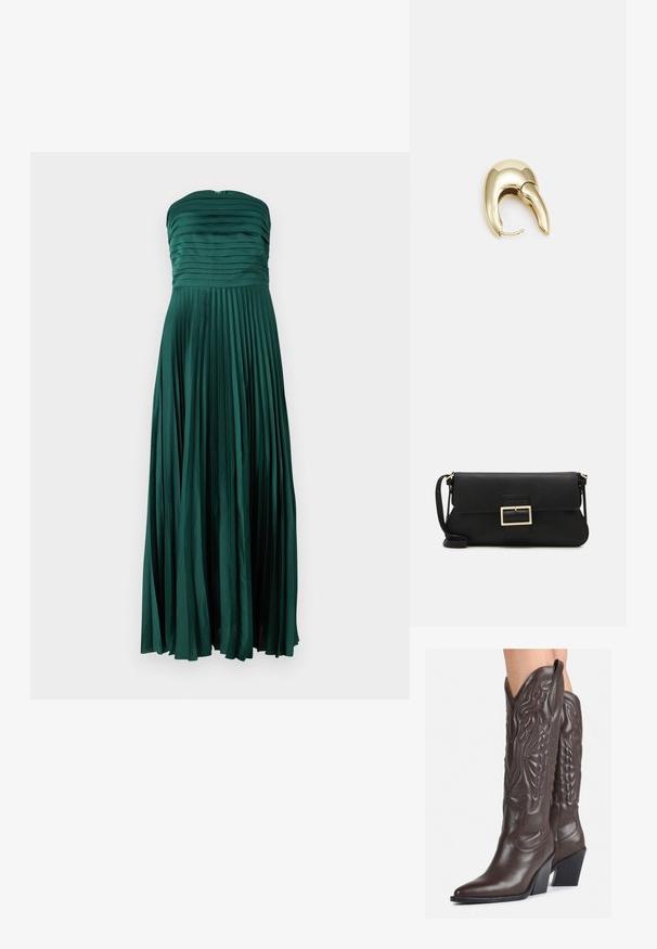 Trägerloses, bodenlanges Kleid in tiefem Grün. Aus Satin mit gefaltetem Textur gefertigt, mit einem taillierten Oberteil und einem fließenden Rock.; Braune Leder-Cowboy-Stiefel mit spitzem Punkt und Blockabsatz, die über detaillierte Stickereien und hervorgehobene Akzente am Schaft verfügen.; Schwarze Leder-Clutch mit Klappe und goldfarbenem Metallschnallen-Detail. Enthält einen schwarzen Riemen und ein schlankes, minimalistisches Design.; Ohrringe aus goldfarbenem Metall mit einem schlanken, geschwungenen Design. Sie verfügen über eine markante, spitze Form, eine polierte Oberfläche und einen Scharnierverschluss.