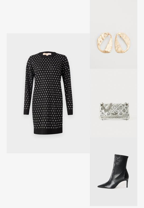 Abito nero con maniche lunghe e scollatura rotonda, adornato con occhielli d'argento distribuiti uniformemente in un motivo a pois.; Stivali neri alla caviglia realizzati in pelle liscia, caratterizzati da un punta affusolata, stivale aderente e un tacco alto e sottile. Design minimalista senza hardware visibile.; Borsa a tracolla in metallo argento con manico a catena, texture trapuntata, cuciture decorative e chiusura zip. Presenta dettagli in rilievo sul fronte.; Un paio di orecchini in metallo di tonalità dorata, di forma ovale irregolare, con superficie texturizzata e leggermente martellata, su uno sfondo bianco.