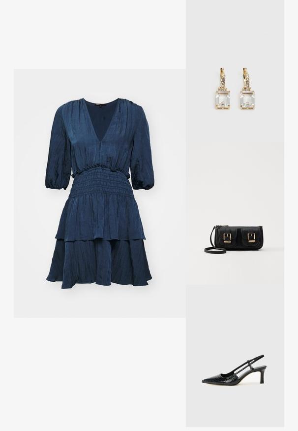 Námořnická modrá šaty s výstřihem do V, balónovými rukávy a nařaseným pasem. Obsahují volánkovou sukni s texturovanou látkou.; Černé lakované slingback podpatky s špičatou špičkou, zdobené texturovaným hadím vzorem, nastavovacím páskem a krátkým texturovaným blokovým podpatkem.; Černá kožená crossbody taška se dvěma předními kapsami, zlatými přezkami, zipovým uzávěrem a štíhlým popruhem. Texturovaný povrch a kompaktní obdélníkový tvar.; Náušnice ve zlatém odstínu s obdélníkovým, průhledným krystalem zavěšeným pod řadou malých, kulatých průhledných akcentů. Elegantní, moderní design.