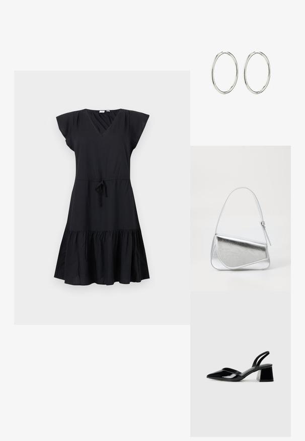 Črna obleka s kratkimi rokavi in V-izrezom, oprijetim telesom, pasom na vrvico in razširjeno plastasto krilo. Narejena je iz lahkega materiala.; Črne lakirane slingback pete s koničastim nosom in geometrijsko blokasto peto. Imajo eleganten, minimalističen dizajn in gladko teksturo.; Srebrna metalna torbica s trikotno obliko, gladko teksturo in tankim, nastavljivim naramnicam. Ima zasnovo s prepogibanjem in šivanje.; Srebrni uhani obroči z gladko, polirano površino. Okrogla oblika, lahka zasnova, ki vključuje varen sistem zapiranja.