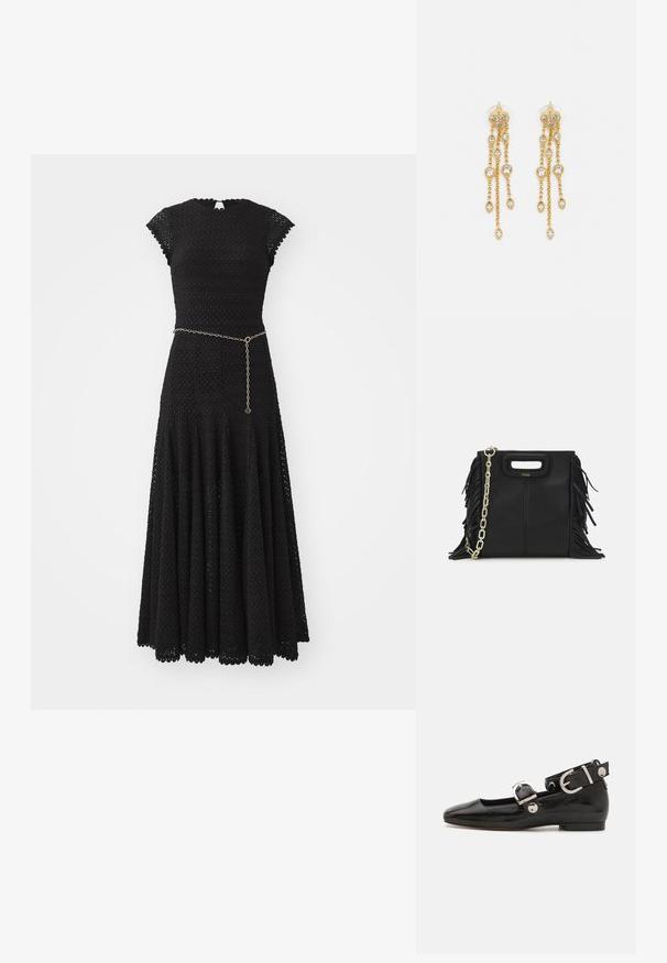 Črna obleka s kratkimi kapcami, teksturirano blago, prilegajoč se zgornji del in razširjen krilo. Ima okrasni verižni pas v predelu pasu.; Črne lakaste balerinke s kvadratnim prstom, trakovi okrog gležnja z zlatimi dodatki in ravnim podplatom. Gladka tekstura z minimalističnim dizajnom.; Črna usnjena ročna torba z detajli fringa, zlatim verigo za rame in izrezanim ročajem. Na sprednji strani je nameščen logotip.; Zlato-tonirane uhane z več kaskadnimi verigami, ki vključujejo prozorne ovalne kamenčke in okrasne zgornje dele.
