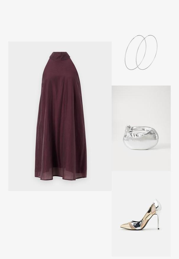Vestido sin mangas de color burdeos con un cuello alto y una silueta fluida. El tejido ligero cae hasta la altura de la rodilla, presentando una textura suave.; Zapato de tacón alto con punta afilada en una combinación de colores plateado, dorado y nude. Acabado brillante con diseño recortado, que presenta un tacón de aguja.; Bolsa de pouch metálica plateada con una forma suave y redondeada y un cierre en la parte superior con un nudo. Hecha de un material de imitación de cuero suave.; Pendientes de aro plateados con un diseño minimalista. Forma circular, textura suave y perfil delgado. Livianos con un acabado pulido.