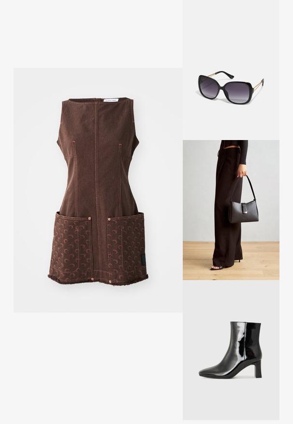 Rudas džinsinis prijuostė su prigludusia krūtine, dviem didelėmis raštuotomis kišenėmis, matoma siūlėmis ir šiek tiek nutrintais apačios kraštais.; Juodos lakuotos odinės aulinukės su smailiu pirštu ir vidutinio aukščio blokuotu kulnu. Lygus paviršius ir minimalistinis dizainas.; Juodos didelės saulės akinių su pereinamais objektyvais, storomis rėmeliais ir auksinės spalvos grandinėmis ant šventyklų.; Juodas rankinė struktūrizuota forma, lygi tekstūra ir metalinis užsegimas. Suporuota su plačiomis juodomis kelnėmis ir atvirais bateliais ant medinių grindų.