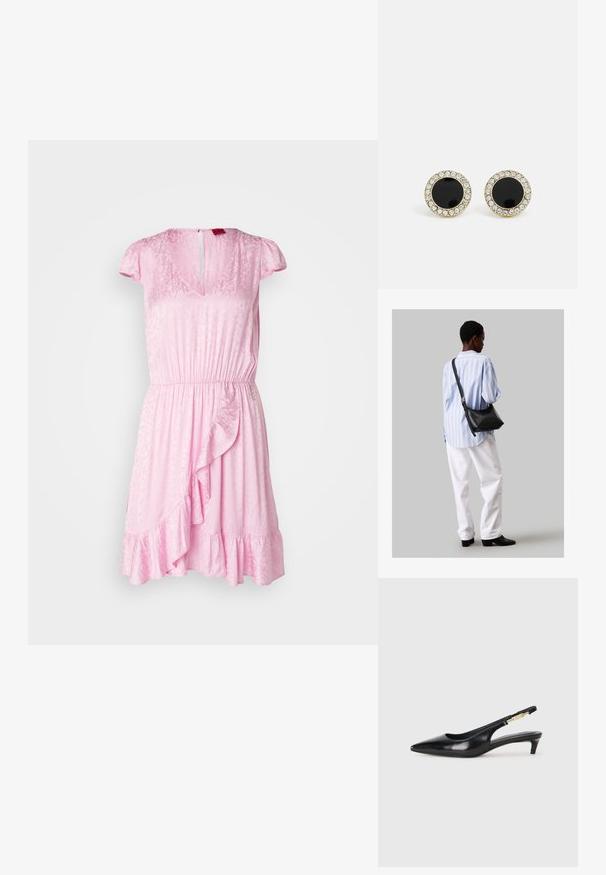 Vaaleanpunainen mekko, jossa on V-pääntie, lyhyet hihat, joustava vyötärö ja frillanreuna. Sisältää hienovaraisen teksturoituneen kuvion ja takana avomaton.; Mustat nahkaiset slingback-korkokengät, joissa on terävä kärki, ohuet korot ja kultasävytteinen yksityiskohta säädettävässä hihnassa. Silkkinen pinta.; Musta nahkainen olkalaukku, jossa on pehmeä rakenne, kolmion muoto ja säädettävä hihna, yhdistettynä vaaleansiniseen raidalliseen paitaan ja valkoisiin housuihin.; DKNY INLAY STUD - Korvakorut - black/gold-coloured