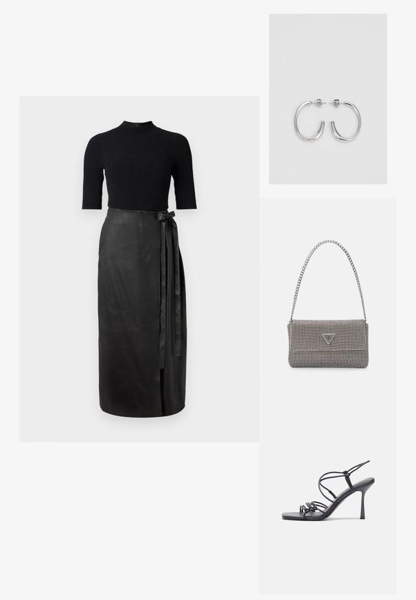 Crna rebrasta majica s kratkim rukavima u kombinaciji s crnom kožnom suknjom do listova visoki struk s mašnom sa strane.; Crne sandale na visokoj potpetici imaju tanke trake s čvorastim dizajnom, glatki kvadratni vrh i elegantnu stiletto petu.; Svijetlosivi metalik ruksač s lancem, ukrašen malim okruglim metalnim zakovicama i trokutastim logotipom marke.; Srebro naušnice u obliku prstena s glatkom, sjajnom završnom obradom. Zaobljenog oblika, laganog dizajna, s kopčom na poleđini.