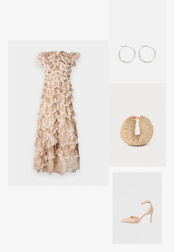 Dolga, nabranjena obleka iz prosojnega, lahkega materiala v bež in rjavih tonih, z čipkastimi detajli in kratkimi, lahkotnimi rokavi.; Nude lakirani čevlji s koničastim prstom, z naramnicami in stiletto peto, ki se ponašajo z gladko teksturo in minimalističnim dizajnom.; Cult Gaia UBAH - Pisemska torbica - wheat; Srebrni obroči za ušesa imajo gladko, zaobljeno obliko z tankim profilom in varnim zapiranjem. Minimalističen stil z sijočo površino.