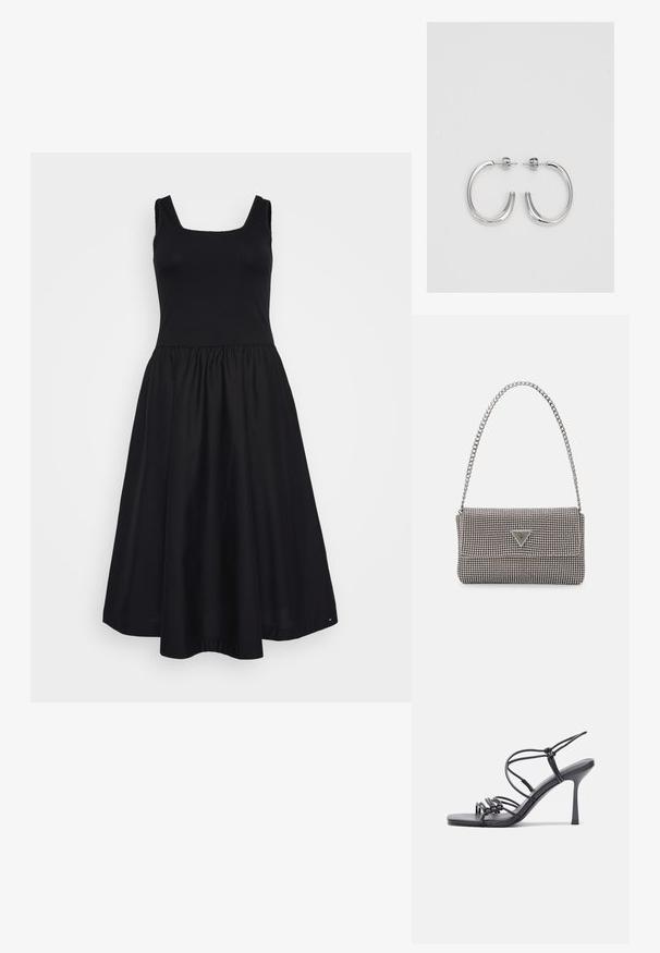 Melnā kleita ar piegulošu ribotu augšdaļu un izkārtotu svārku. Tam ir kvadrātveida kakla izgriezums, plašas plecu siksnas un gluda auduma tekstūra.; Melnas augstpapēžu sandales ar plāniem siksniņām un mezgla dizainu, gluda kvadrātveida purngalu un elegantu stiletto papēdi.; Gaiši pelēka metāla rokassoma ar ķēdes siksnu, rotāta ar mazām apaļām metāla kniedēm un trīsstūra zīmola logo.; Sudraba riņķveida auskari ar gludu, spīdīgu apdari. Apaļas formas, viegla dizaina, ar aizdari uz stieples.