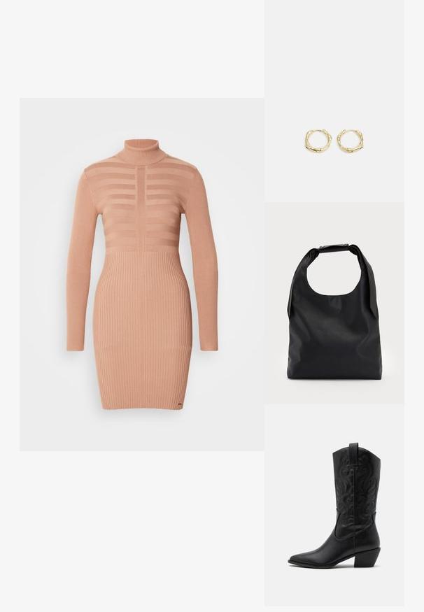 Vestito in maglia in morbido pesca con collo alto. Presenta una texture a coste che contrasta con sezioni a righe sul corpino e sulle maniche.; Stivale da cowboy in pelle nera con punta affusolata, motivi ondulati in rilievo e tacco di altezza media. Dotato di un pratico passante per indossarlo facilmente.; Borsa hobo in pelle nera con un manico unico, morbido e arrotondato; presenta una texture liscia e un design minimalista. Nessun hardware o accenti visibili.; Orecchini a cerchio in oro con una forma irregolare e texture. Presentano una chiusura senza giunture e una finitura superficiale lucida, che enfatizza un design moderno.