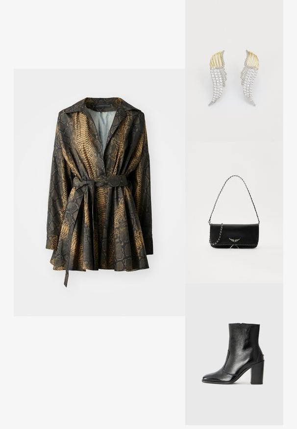 Norma Kamali SUPER OVERSIZED FLARED MINI DRESS - Cocktail φόρεμα / Φόρεμα για πάρτι - brown; Μαύρο δερμάτινο μποτάκι έως τον αστράγαλο με απλή υφή, μυτερή μύτη και χοντρό ψηλό τακούνι. Διαθέτει πλαϊνό άνοιγμα και μινιμαλιστικό σχέδιο.; Μαύρη δερμάτινη τσάντα με ασημένια αλυσίδα, που διαθέτει διακοσμητικά φτερά και λευκή ραφή κατά μήκος της κάτω ραφής.; Δύο σκουλαρίκια σε σχήμα φτερών, κατασκευασμένα από μέταλλο σε ασημένιο τόνο με διαυγείς, στρογγυλούς ροζέτες και χρυσές μεταλλικές λεπτομέρειες σε στρωματοποιημένο σχέδιο.