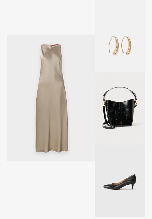 Mouwloze jurk van beige satijn, met een ronde halslijn, gestroomlijnde vorm en een ritssluiting aan de achterkant. Gladde textuur met minimale details.; Zwarte leren pump met een puntige teen, lage hak en een gladde textuur. Heeft een lichte opening aan de voorkant en minimale hardware aan de achterkant.; Zwarte croco-embossed leren tas met een gebogen ontwerp, gouden hardware-accenten, een verstelbare schouderriem en een logo-detail aan de voorkant.; Gouden metalen oorbellen in de vorm van een gebogen, verlengde hoop. Kenmerkend zijn het gladde, glanzende oppervlak en de afgeronde punt voor extra detail.