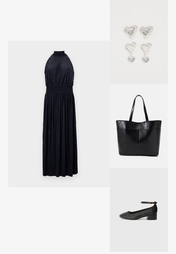 Halterkjole i mørk marine, med plissert stoff, strikket midje og en flytende, helfargede silhuett. Jevn tekstur gjennom hele kjolen.; Sorte skinnpumper med spiss tå og lav blokkhelt. Har ankelrem med gullfarget spenne. Glatt tekstur.; Svart lær toteveske med to lange håndtak, en glatt tekstur og en strukturert form. Har en frontlomme for ekstra oppbevaring.; Sølv hjerteformede øredobber har fasetterte klare steiner med en teksturert ramme. Sett inkluderer både stud- og hengende stiler.