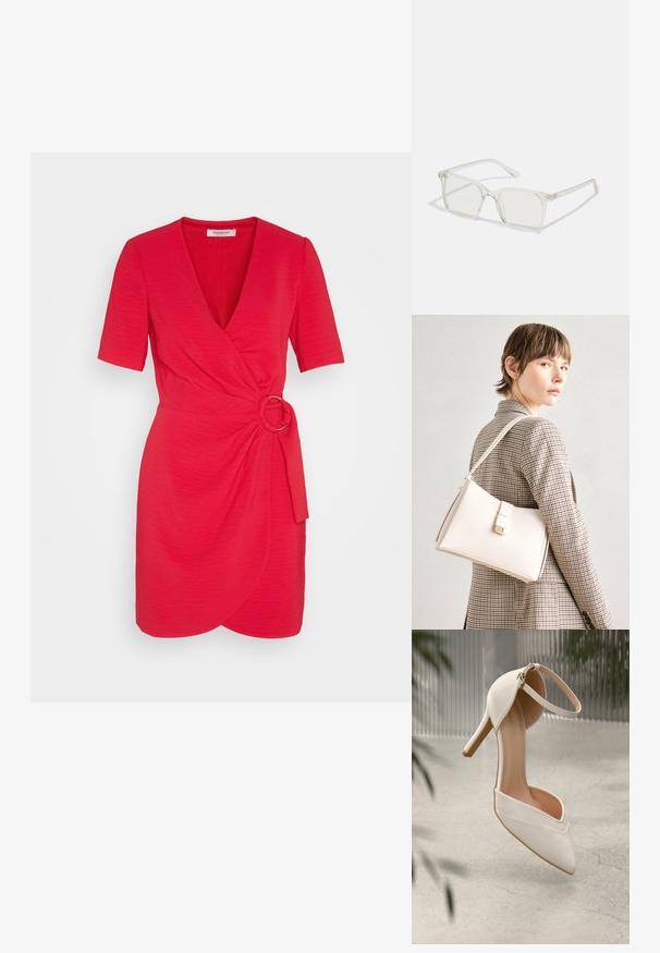 Sarkans īsām piedurknēm kleita ar V-veida kakla izgriezumu, apvilkta dizaina un mezglu detaļu jostasvietā, ar metāla gredzena akcentu un strukturētu audumu.; Balta augstpapēžu kurpe gludā materiālā ar smailu purngalu un potītes siksniņu. Iekšpuse ir gaiši brūna, un ir zelta tonī detalizējumi.; Caursplūstošas kvadrātveida brillēs ar caurspīdīgiem lēcām, ar zelta akcentiem uz tempļiem, lai pievienotu detaļas.; Balta ādas rokassoma ar strukturētu dizainu, kurai ir magnētiska aizdare un plecu josta, parādīta uz neitrāla fona.