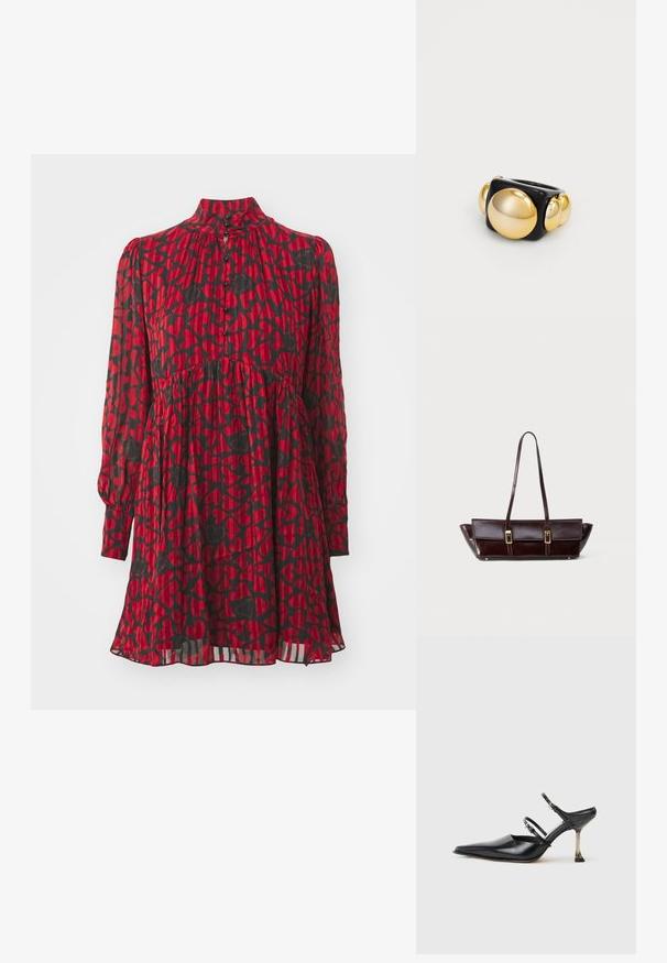 Červené šaty s čiernymi srdiečkovými vzormi, vysoký golier, dlhé rukávy, zapínanie na gombíky, zberná páska v páse a splývavý lem s vrstvenou textúrou.; Čierne kožené topánky na opätku s špicatou špičkou a dvoma nastaviteľnými popruhmi. Hladký povrch a minimalistický dizajn.; Tmavohnedá obdĺžniková kožená kabelka s dlhými popruhmi a dvoma zlatými sponami na predných klapkových zatváraniach.; La Manso SQUARE ICONIC - Prsteň - black
