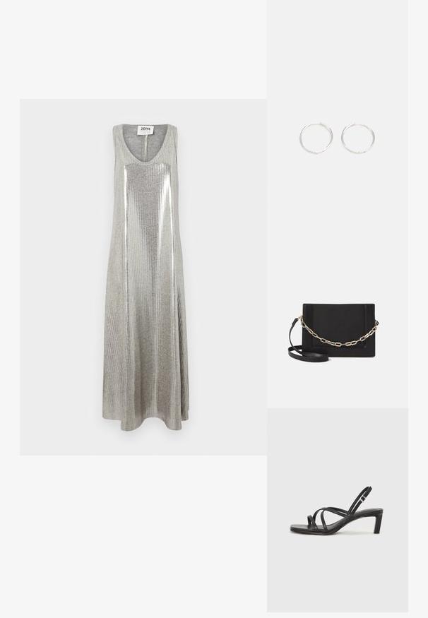 Rochie maxi fără mâneci, de culoare gri, cu decolteu rotund, având o textură cu rigle verticale și accesorii strălucitoare de culoare argintie pe mijloc.; Sandal cu barete negre, cu vârf pătrat și toc mic de bloc. Prezintă mai multe barete subțiri și o bareta ajustabilă la gleznă. Fabricat din piele netedă.; Geantă de umăr din piele neagră, cu o textură netedă, formă rectangulară și un detaliu din lanț metalic în față. Include curea reglabilă.; Cercei din argint cu un design elegant și rotund, având o suprafață netedă și fără embellismente vizibile. Diametrul nu este specificat.