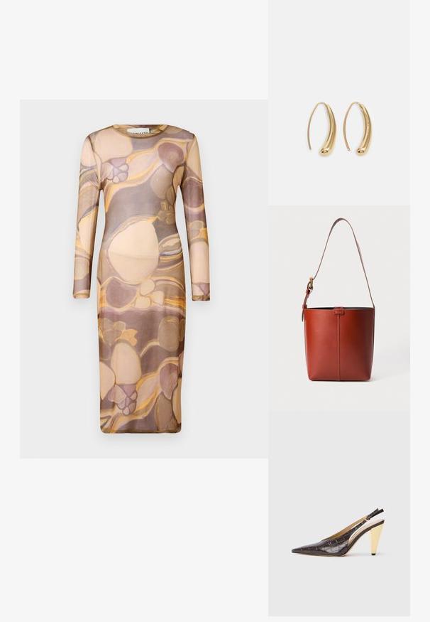 Langarm, strakke jurk van doorschijnende, lichte stof met een abstract patroon in beige, bruin en gouden tinten.; Puntige slingback hak in donkerbruin glanzend faux krokodillenleer. Kenmerkt zich door een goudkleurige geometrische hak en een verstelbare enkelband.; Bruine lederen emmerzak met verstelbare schouderband en gouden gesp, eenvoudige verticale naaddetails aan de voorkant.; Gouden metalen oorbellen in de vorm van een gebogen, verlengde hoop. Kenmerkend zijn het gladde, glanzende oppervlak en de afgeronde punt voor extra detail.