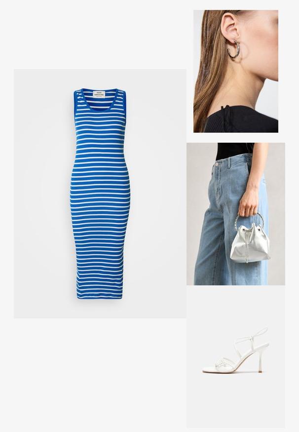 Modré a biele pruhované šaty na ramienka s priliehavým strihom. Vyrobené z elastickej tkaniny s okrúhlym výstrihom a dlhým, rovnomerným asymetrickým lemom.; Biele sandále na vysokom podpätku so štíhlym remienkom okolo členku a plochou základňou na prsty, textúrovaný predok so zhluky akcentov.; Metalická strieborná kabelka s textúrovaným povrchom, zdobená striebornou okrúhlou rukoväťou a uzáverom na šnúrku, držiaca sa pred svetlo modrými džínsami.; Strieborná kruhová náušnica s lesklým povrchom, obsahujúca malé zlaté akcenty a okrúhly tvar, nosená na lalôčiku ucha.