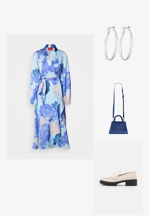 Cvjetna haljina omotnica u svijetloplavoj boji s velikim plavim i pastelnim cvjetovima. Dugi rukavi, svezana u struku i lepršavi dizajn sa mekim materijalom.; Svijetlosmeđi kožni loaferi s ušivenim prednjim dijelom i teksturiranim crnim platformastim potplatom. Imaju zakrivljeni dizajn i blagu elevaciju.; Plava lažna kožna torbica s trokutastim oblikom, gornjom ručkom i podesivim remenom za rame. Ima glatku teksturu i detalj s prednjim preklopom.; Srebrne kružne naušnice s glatkom, poliranom površinom. Okrugli oblik i sigurno kopčanje na klik. Lagani dizajn pogodan za svakodnevno nošenje.