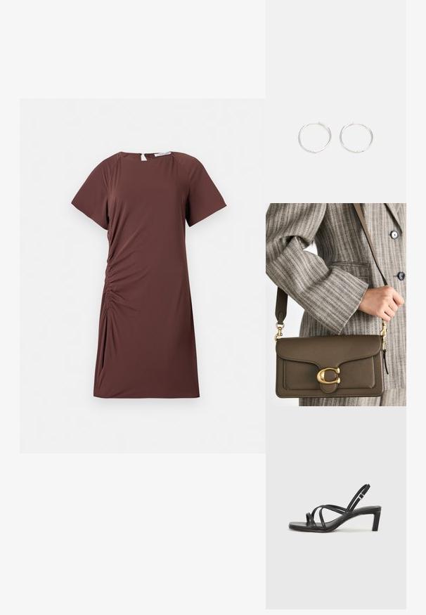 Valkoinen, lyhythihainen mekko kevyestä kankaasta, jossa on pyöreä pääntie ja kerätty sivuyksityiskohta, luoden vartalonmyötäisen siluetin.; Mustat hihnalligat, joissa on neliön muotoinen kärki ja matala lohkokorko. Ominaisuuksiin kuuluu useita ohuita hihnoja ja säädettävä nilkkahihna. Valmistettu sileästä nahasta.; COACH TABBY SHOULDER BAG 26 - Käsilaukku - dark stone; Hopea rengas korvakorut, joissa on tyylikäs, pyöreä muotoilu, tasainen pinta ja ilman näkyviä koristeita. Halkaisija ei ole määritelty.