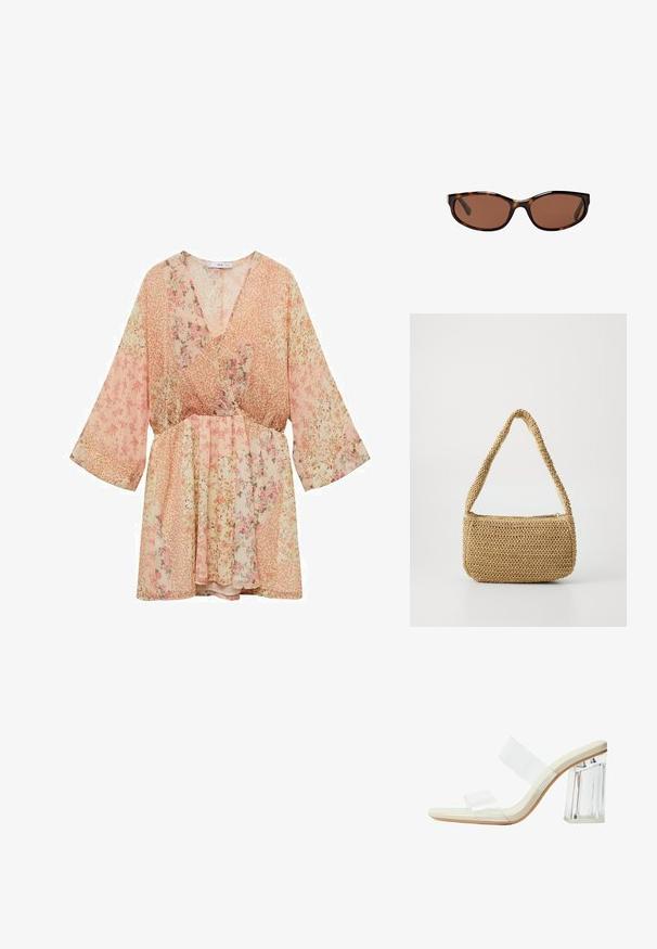 Bloemmotief jurk in roze tinten, met een V-hals, brede mouwen en een geteiste taille voor een flatterende pasvorm, gemaakt van lichtgewicht, doorschijnende stof.; Transparante sleehakken met een beige voetbed en een chunky heldere blokhak. Elegante en gladde uitstraling met een minimalistische esthetiek.; Schildpad zonnebril met bruine lenzen, slank ovaal ontwerp en glanzende afwerking. Bevat subtiele zilveren accenten op de monturen.; Geweven stro handtas met een ronde, gestructureerde vorm. Heeft een gebogen schouderband, lichtbeige kleur en een ritsluiting.