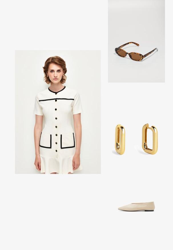 Cremefarbenes Kleid mit kurzen Ärmeln, runder Halslinie, schwarzen Akzenten, vorderem Knopfverschluss und zwei aufgesetzten Taschen. Ausgestellter Saum.; Beige Lederflats mit spitzem Zehenbereich, minimalistischem Design, glatter Oberfläche und niedrigem schwarzen Absatz. Elegant und vielseitig für verschiedene Looks.; Schildpatt-Sonnenbrille mit ovalen Rahmen, braunen Gläsern und schlanken schwarzen Bügeln mit subtilen Musterakzenten.; Goldene Metallohrringe mit einer verlängerten rechteckigen Form, die eine glatte Oberfläche und abgerundete Kanten für ein poliertes Aussehen aufweisen.