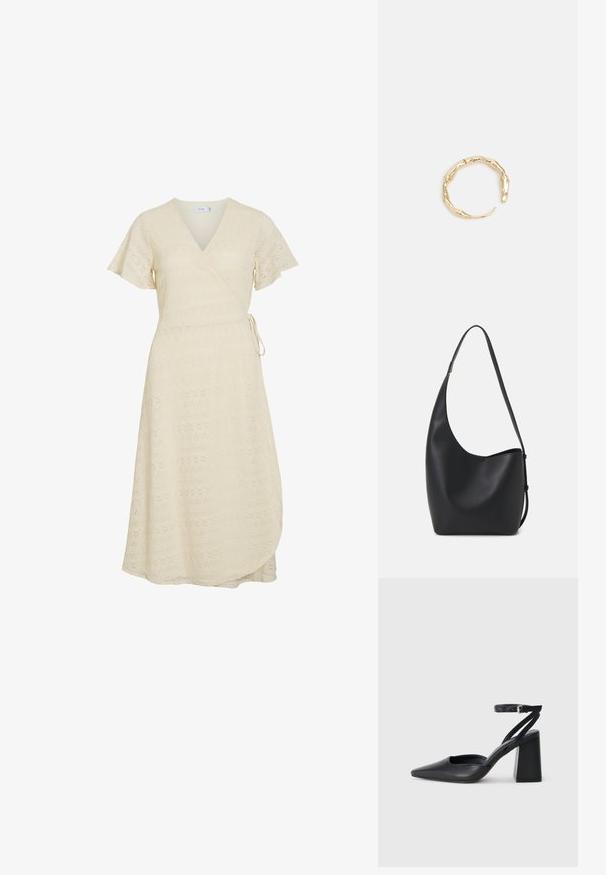 Krem haljina od čipke s kratkim mašnim rukavima, V-izrezom i bočnim vezanjem, srednje dužine.; Crne kožne cipele s špicastim vrhom, remenom oko gležnja i debelim potplatom. Ravna tekstura, elegantan dizajn i minimalistička estetika.; Crna kožna hobo torba s glatkom teksturom, zakrivljenim oblikom i jednom podesivom trakicom; ima širok otvor na vrhu.; Prsten u zlatnoj nijansi s organskim, uvijenim dizajnom, glatkom teksturom i suženim krajevima, koji stvara moderan, skulpturalni izgled.