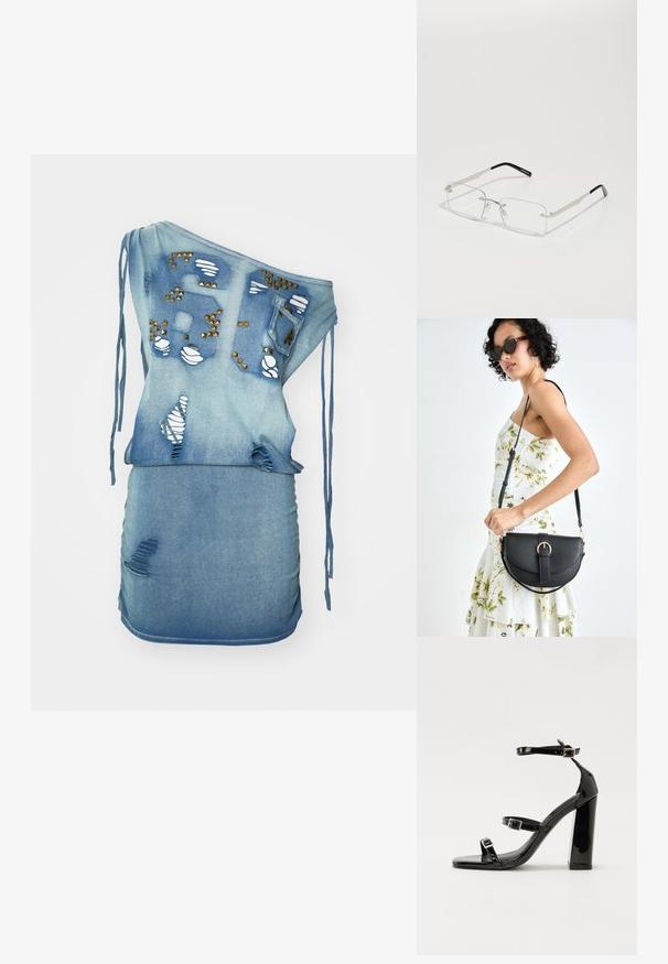 Vestido de denim com design de um ombro, cor azul clara, desgastado com rasgos, tachas decorativas e detalhes com cordão. Silhueta ajustada.; Sandálias de tacão preto laqueadas com bico quadrado, tiras para o tornozelo e fivelas prateadas. Apresentam um salto bloco chunky para estabilidade.; Óculos retangulares com lentes transparentes, com uma armação fina em metal prateado e ponteiras em acetato preto. Possui um hardware minimalista para um design elegante.; Bolsa de couro preta com forma curva, alça destacável e detalhes em dourado. A bolsa possui uma aba com detalhe de fivela.